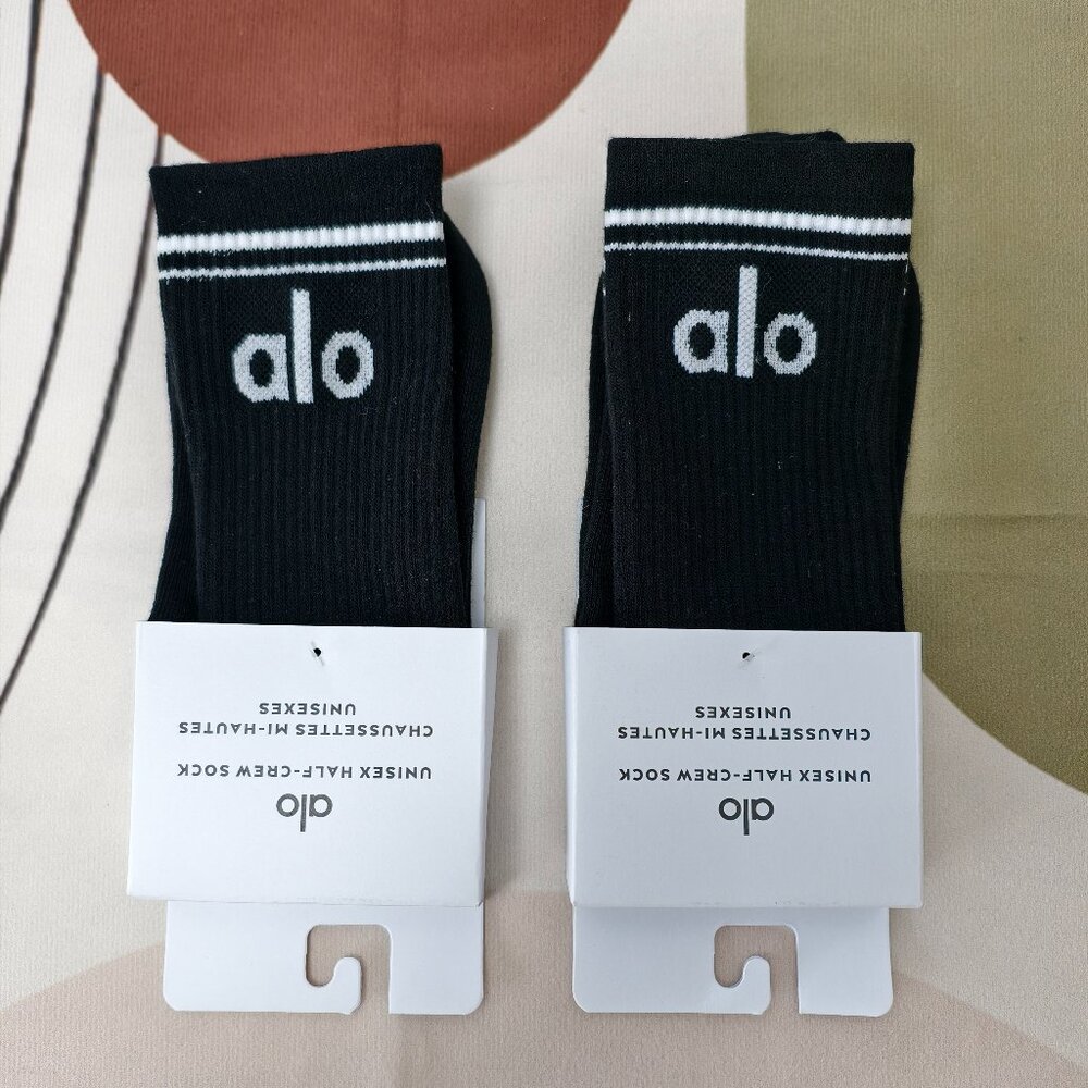 ✨POSH HOT✨ - ALO Yoga Socks 2 Pairs